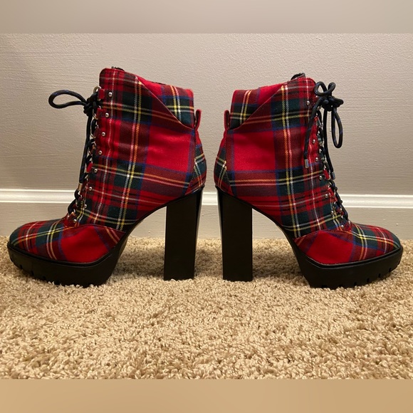 Gianni Bini Ambelynn Plaid Heeled Hiker Lug Sole Combat Bootie Lace Up Boot - Picture 12 of 15